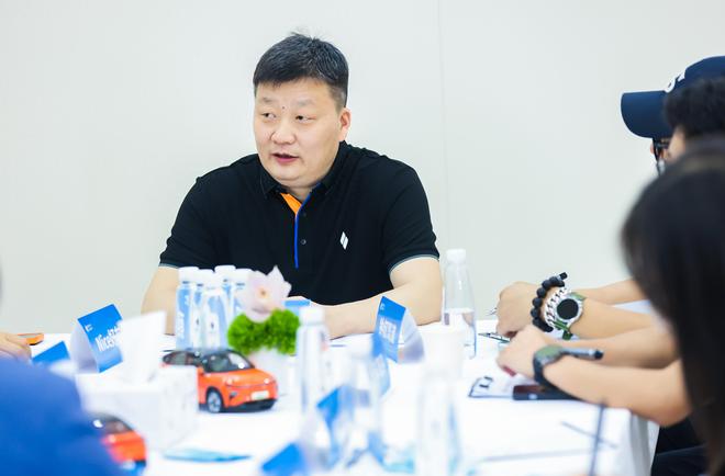 2024廣州車展睿藍(lán)汽車：活出特色用可充可換可升級應(yīng)對“卷”(圖1)